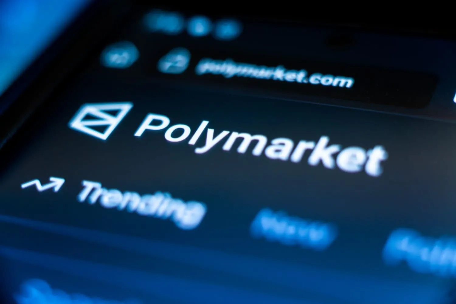 افشای بادکردن حجم معاملات در Polymarket با ثبت تکراری